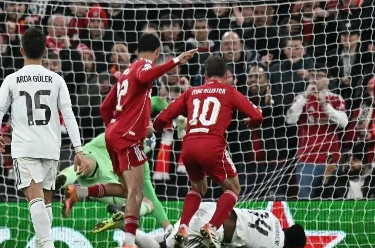 比利时完胜哥伦比亚，库尔图瓦扛起全队