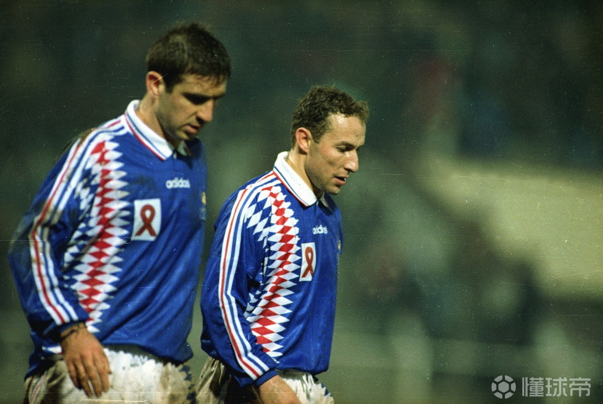 印尼队绝杀法国队，黄鸭组合点燃赛场